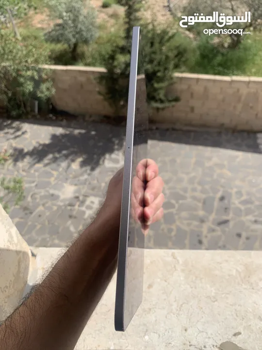 ايباد برو m2