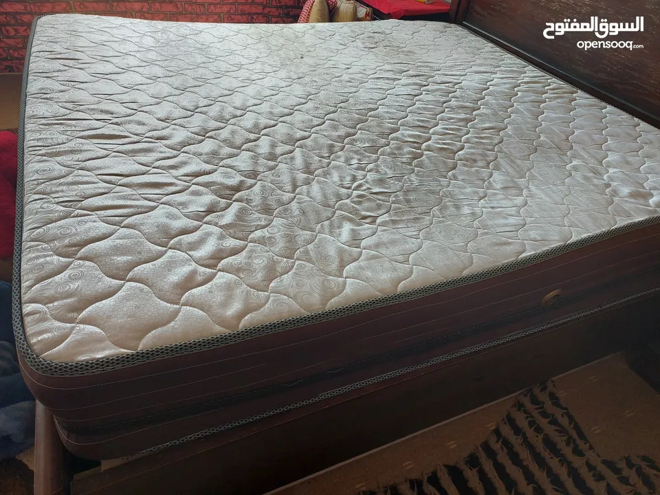 فرشة  Comfourt time  الزمبركية تركية للبيع بحالة جيدة جدا