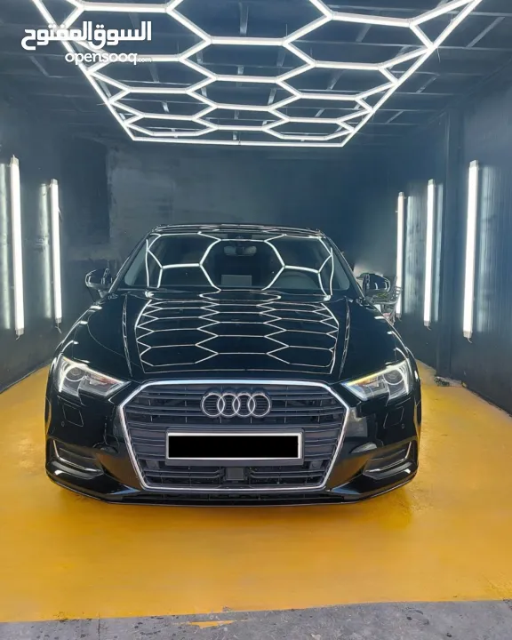 اودي A3 2019  بحالة الوكالة للبيع