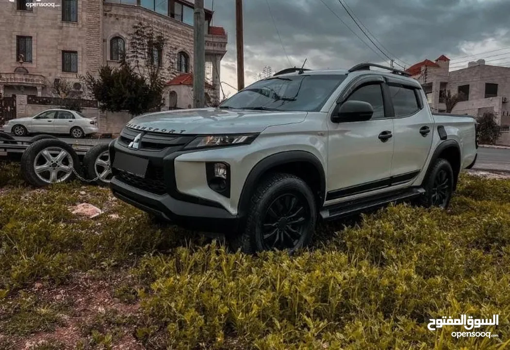 ميتسوبيشي L200 2021