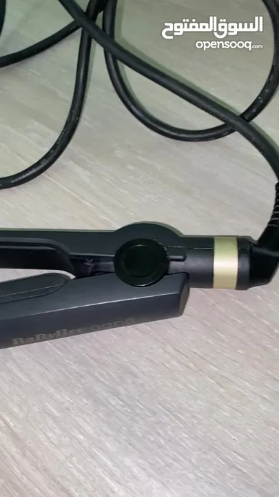 مملس شعر Hair straightener