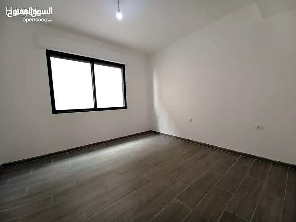 شقة شبه مفروشة للإيجار في عبدون  ( Property 36776 ) سنوي فقط