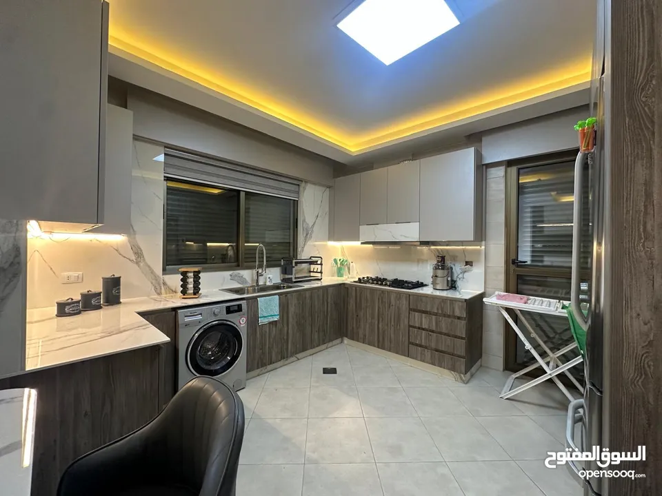 شقة مفروشة للايجار في عبدون  ( Property 38870 )-175034670