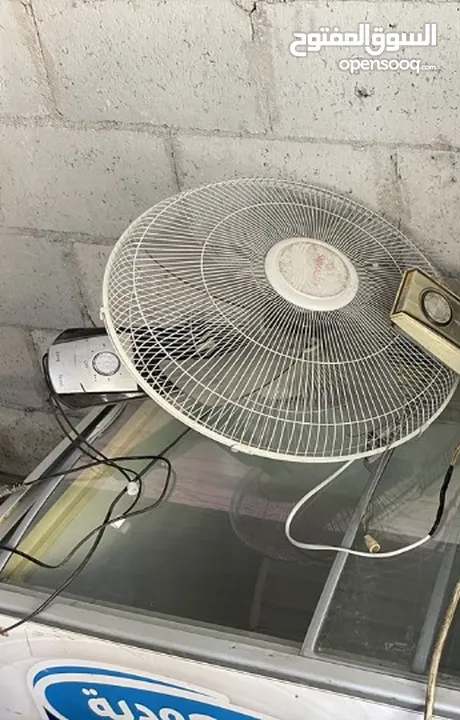 مراوح تعليق جنب ومروحة عامودي سعر الوحده 13 دينار مروحة جنب مروحة عامودي
