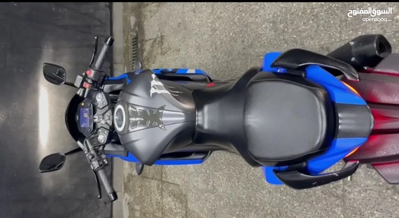 سوزوكي جيكسر 250sf  Suzuki gixxer 250sf
