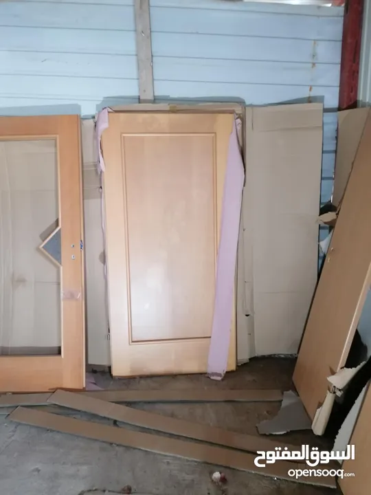 ابواب خشبيه