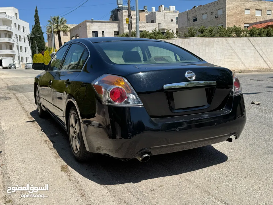نيسان التيما بحالة ممتازة جدا بنزين