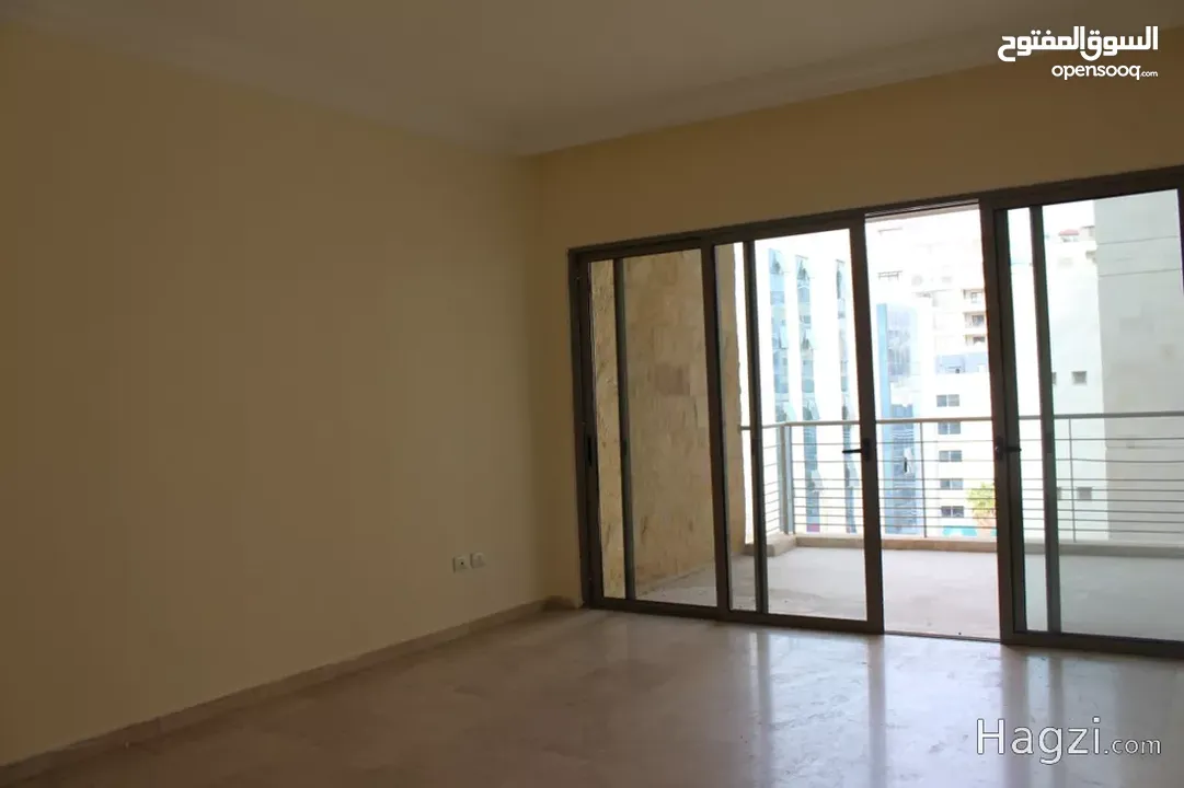 شقة غير مفروشة للإيجار 235م2 ( Property 11564 ) سنوي فقط