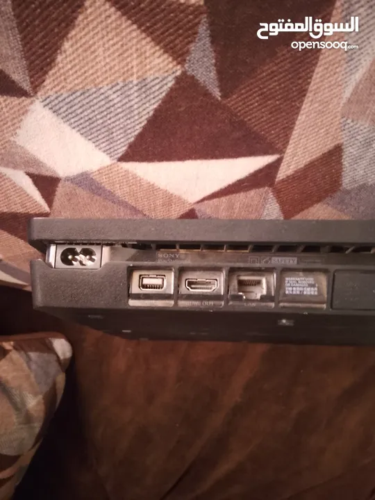 ....ps4 slim