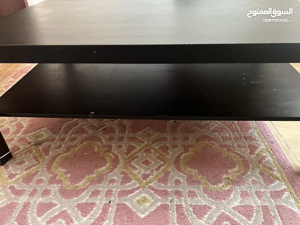 15 kd New carpet not used newwww and IKEA table