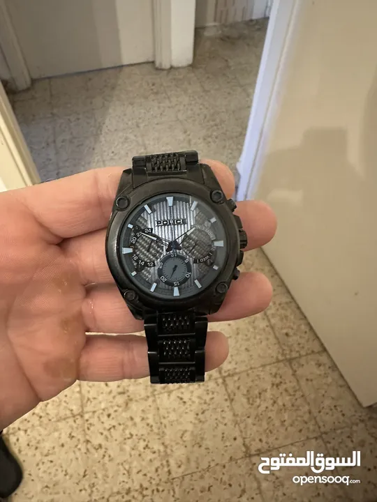 Police watch used brand new