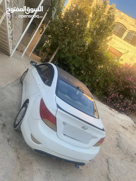 هونداي اكسنت 2012