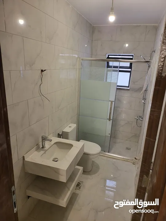شقة سكنيه مميزه اطلاله رائعه
