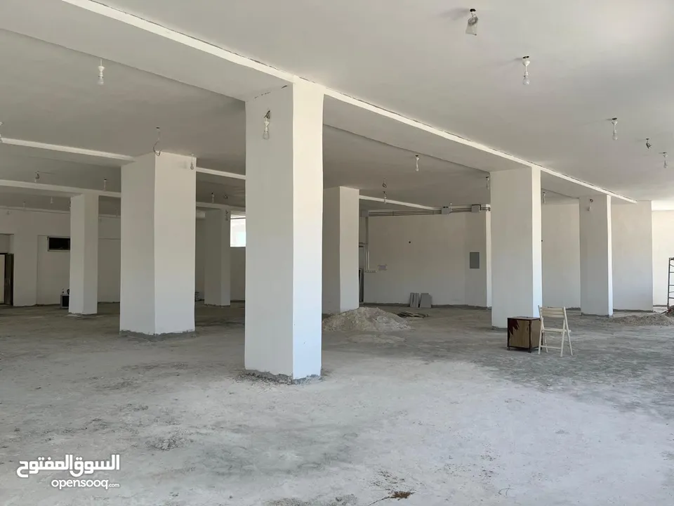 طابق 2 للايجار في ماركا الشمالية قرب المركز الأمني شارع يحيى ابن المختار عماره رقم 28 المجمع الكريم.