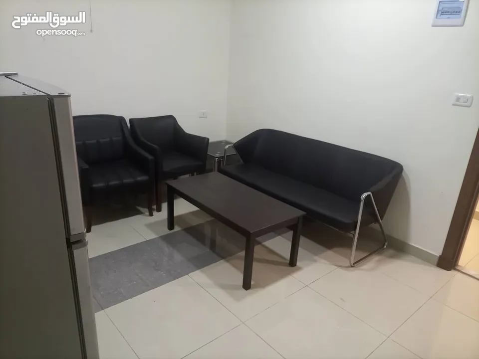 ستديو للايجار الشهري مساحة 40م