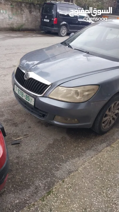 سكودا اوكتافيا موديل 2011 اصل عمومي ترخيص لغايه شهر 10 مطور 1600 ديزل جير عادي السياره