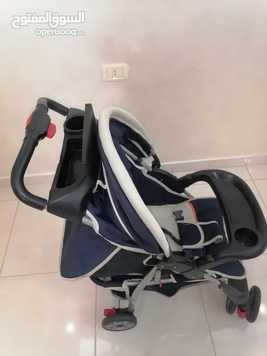 عربة أطفال للبيع