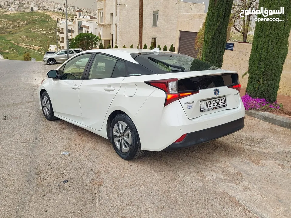 تيوتا بريوس 2019