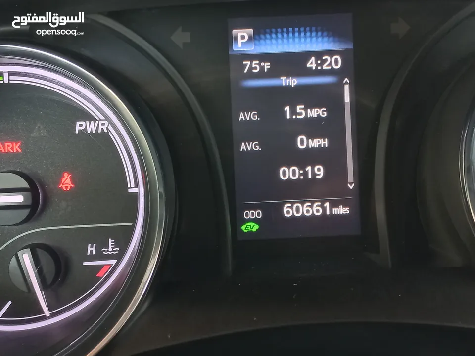 TOYOTA CAMRY HYBRID LITHIUM LE 2020 (تويوتا كامري هايبرد 2020 ليثيوم LE )