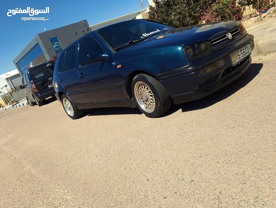 جولف mk3 موديل 1993 متور سمي 1600 للبيع او للبدل