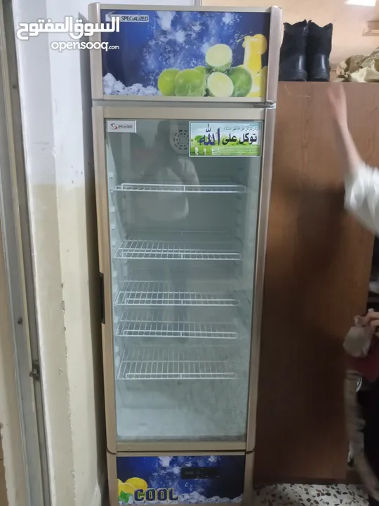 ثلاجه نوع سبيشلايزدspecialised جديده وغير مستعمله نهائيا السعر نهائي 320 دينار