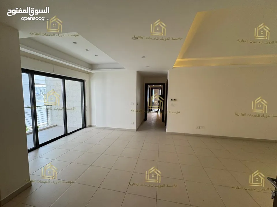 شقة فاخرة جديدة لم تسكن بتشطيبات عالية الجودة في أرقى واجمل مناطق عبدون
