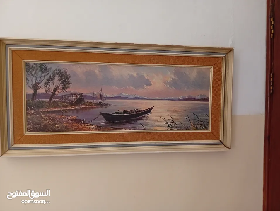مجموعه خرده للبيع  وثريات  نحاس  و2تخت خشب للجادين