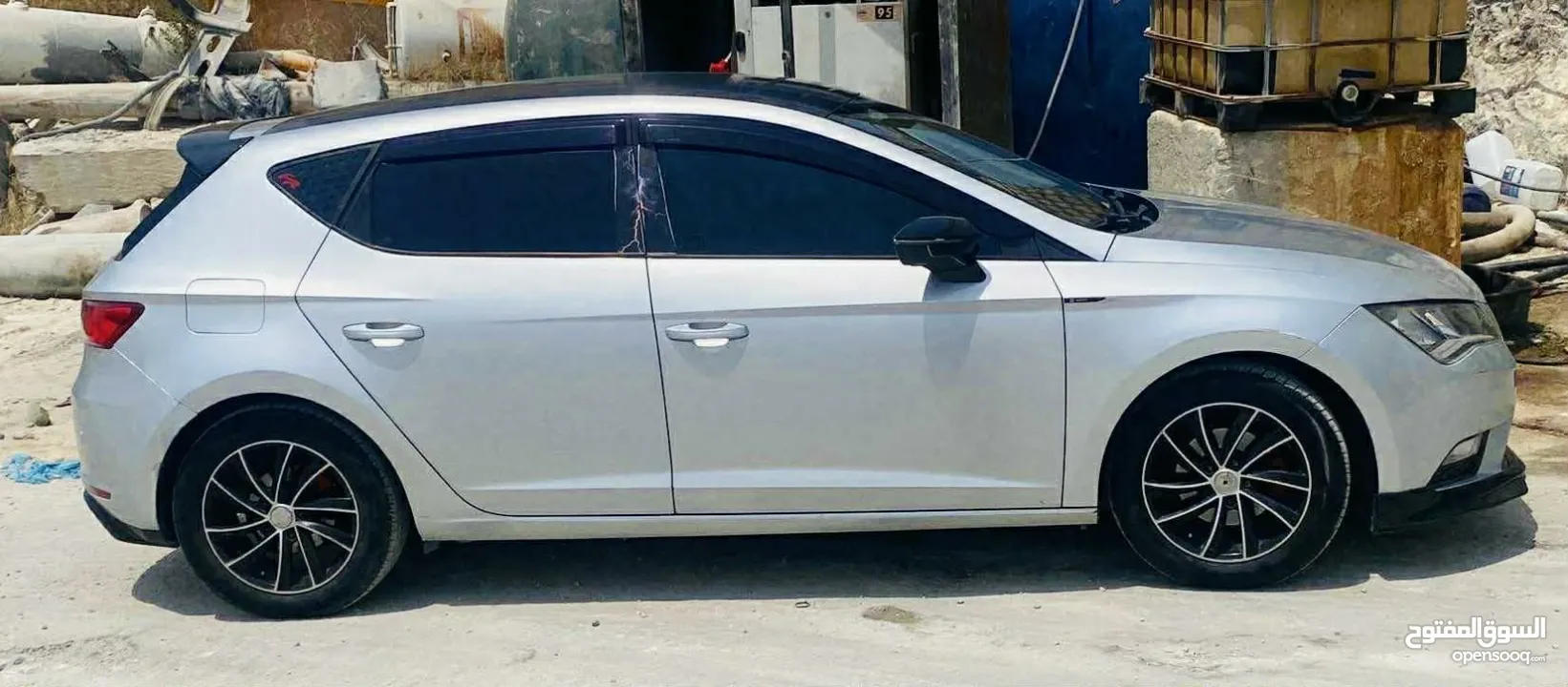 سيات ليون 2015 للبيع