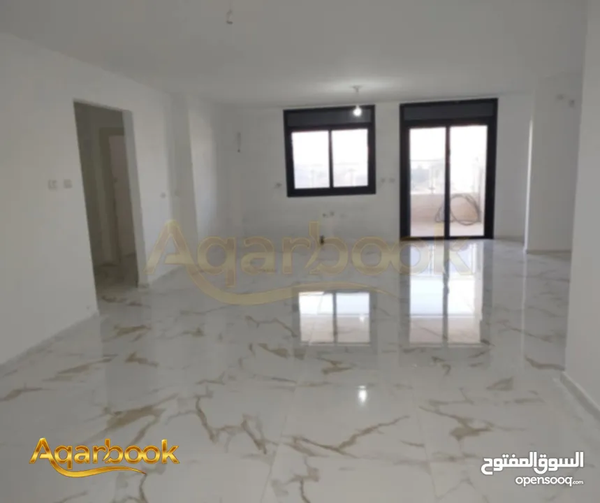 شقة للبيع بإطلالة جميلة وموقع هادئ  عين مصباح – قرب وزارة الحكم المحلي