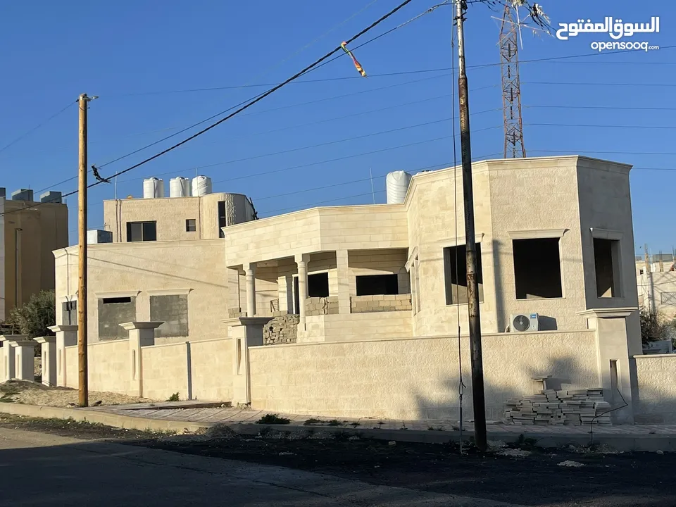 ارض للبيع من المالك مباشرة بموقع متميز في منطقة الجويدة