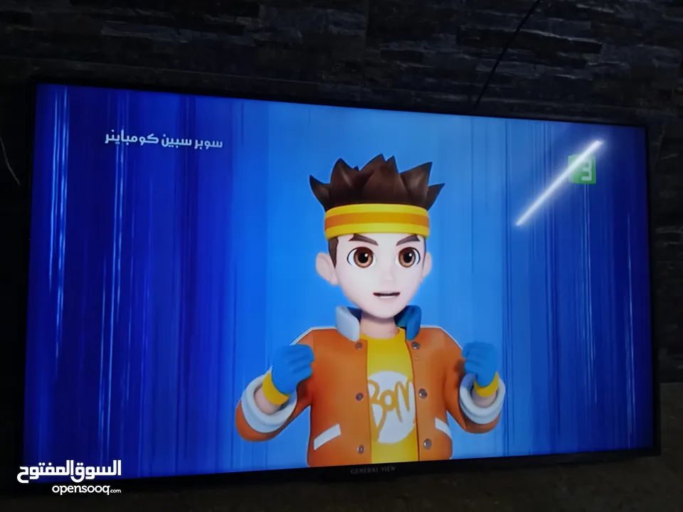 شاشه سامسونج فل hd استخدام بسيط جدا للبيع لا يوجد فيها اي نوع من المشاكل للبيع سامسونج