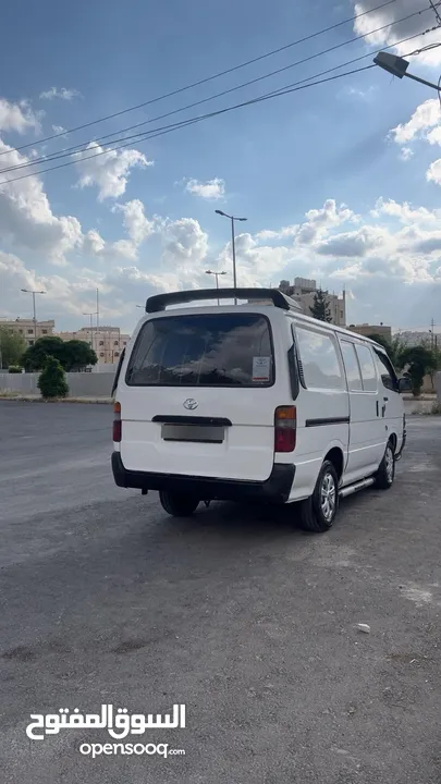 باص تويتا هايس فان وكاله