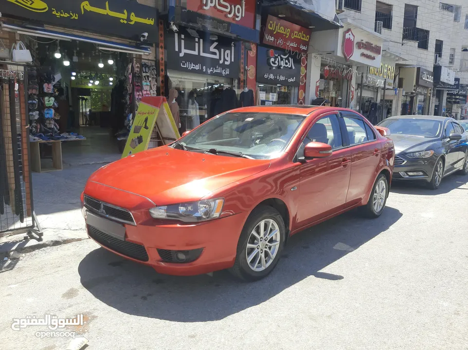للبيع ميتسوبيشي لانسر فراشة 2015 السيارة بحالة جيدة