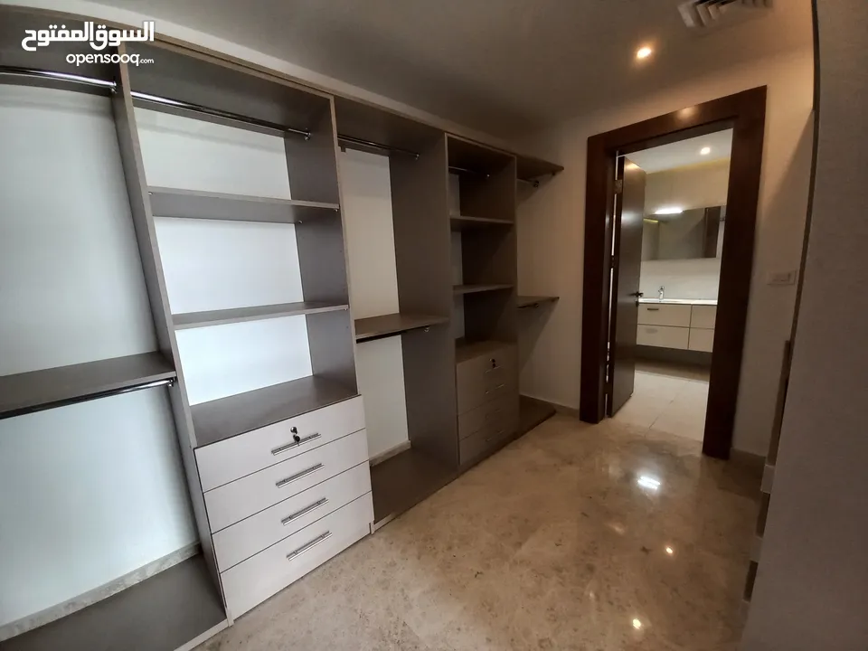 شقة غير مفروشة للإيجار 420م2 ( Property 12999 )-175073071