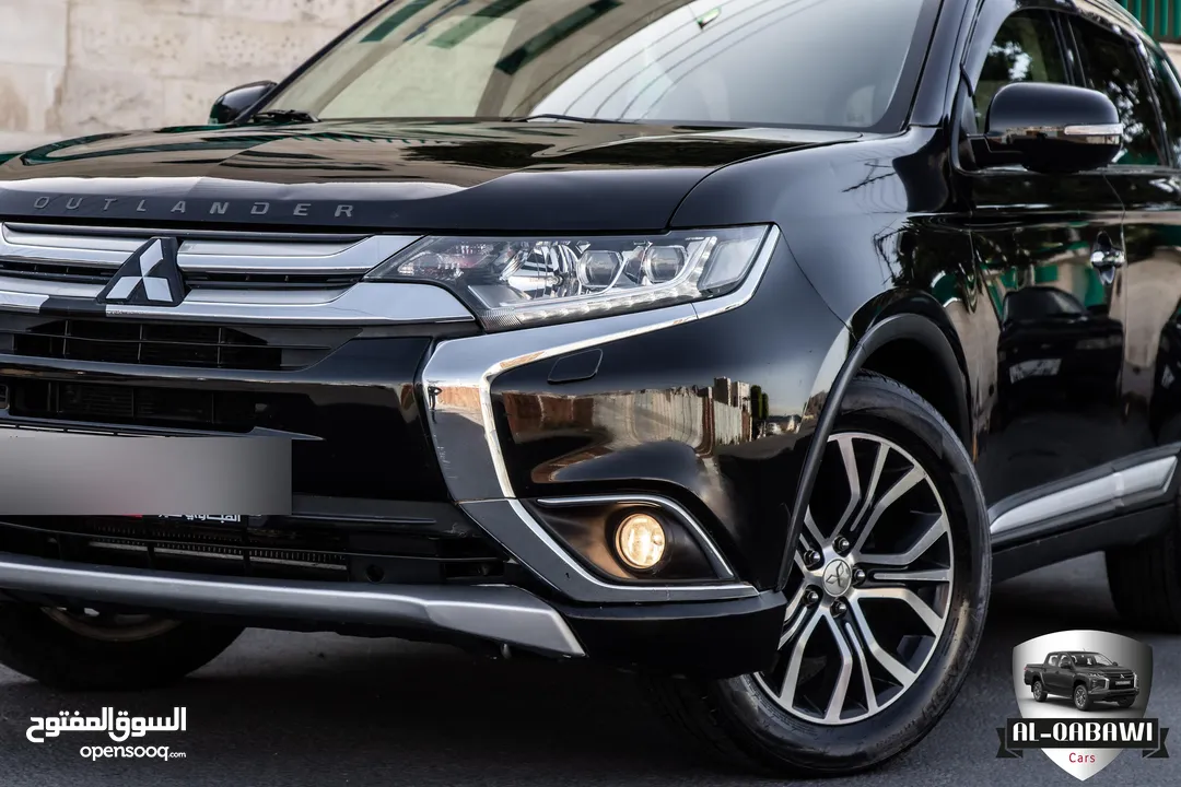 Mitsubishi Outlander 2016    السيارة بحالة الوكالة