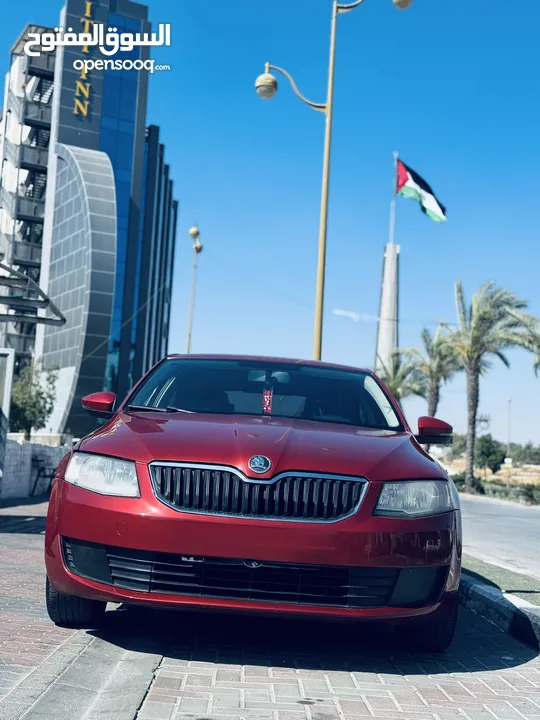 سكودا اوكتافيا بنزين 1400cc برايفيت اوتومات  2015/14  البيع فقط كاش