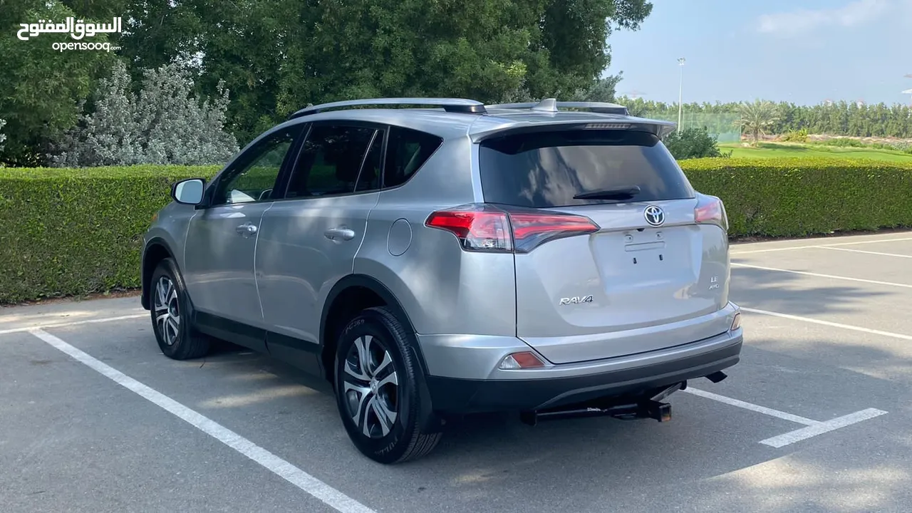 2018 Toyota RAV4 EX (AX40)