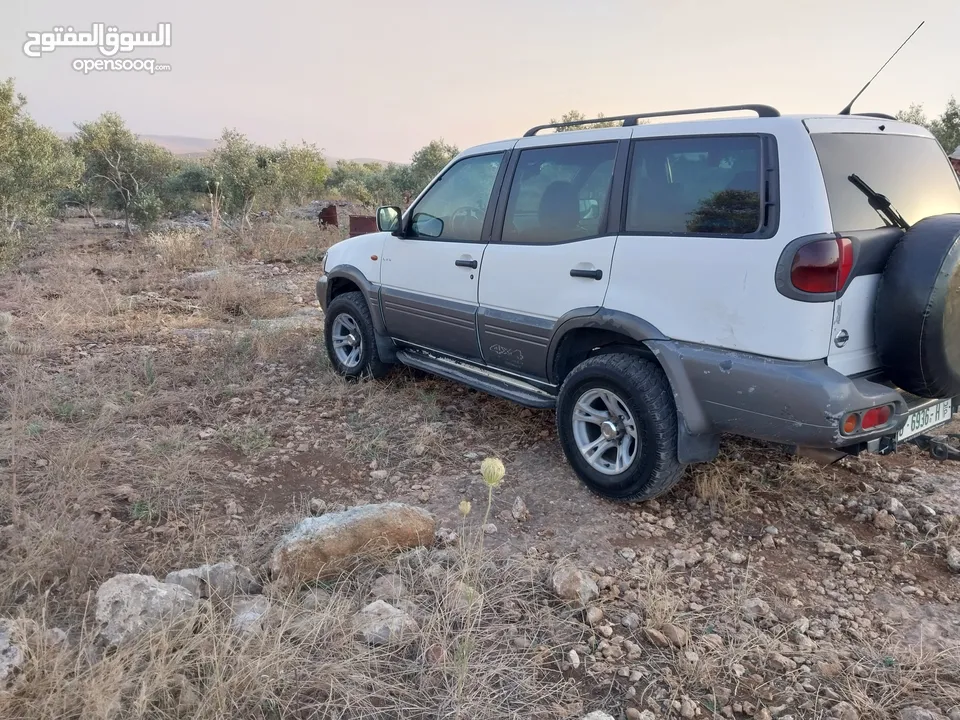 نبسان تيرانو ماتور 2700 .جير عادي