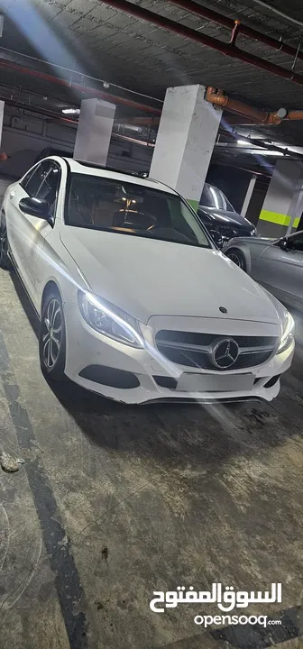 Mercedes Benz C200 2015