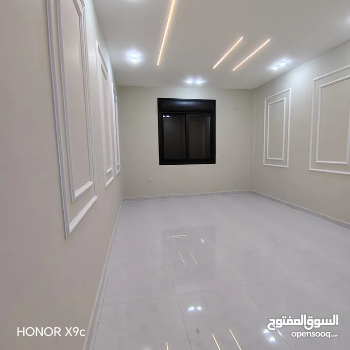 شقق للبيع في إربد الحي الشرقي نادي الضباط