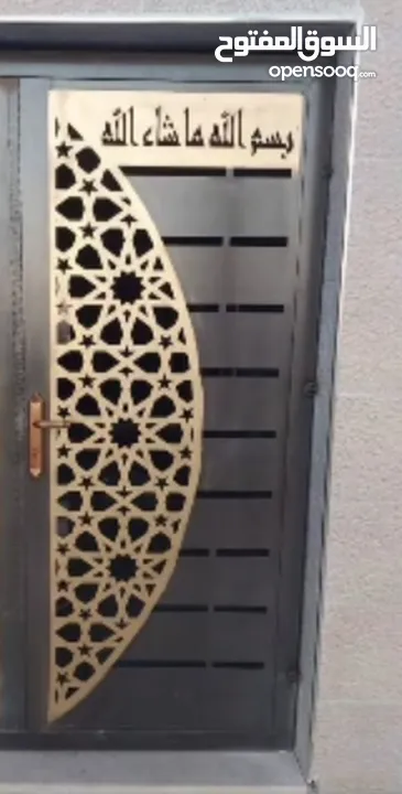 فني حداده لكافه اعمال الحداده والديكور وكافه اعمال الصيانه