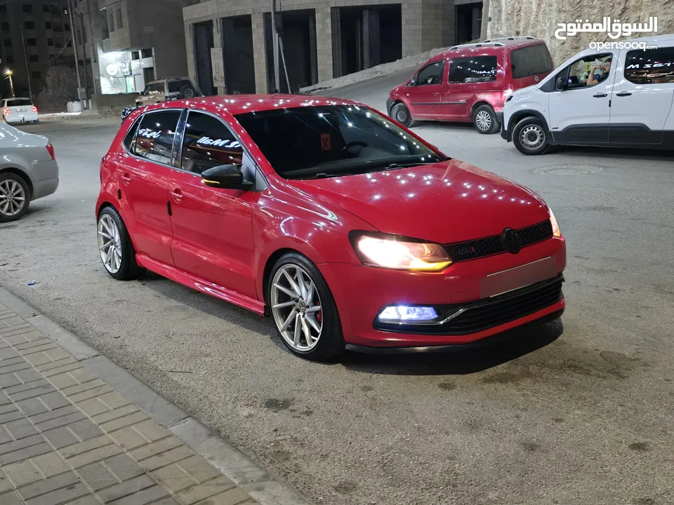 Polo8 فولكس فاجن