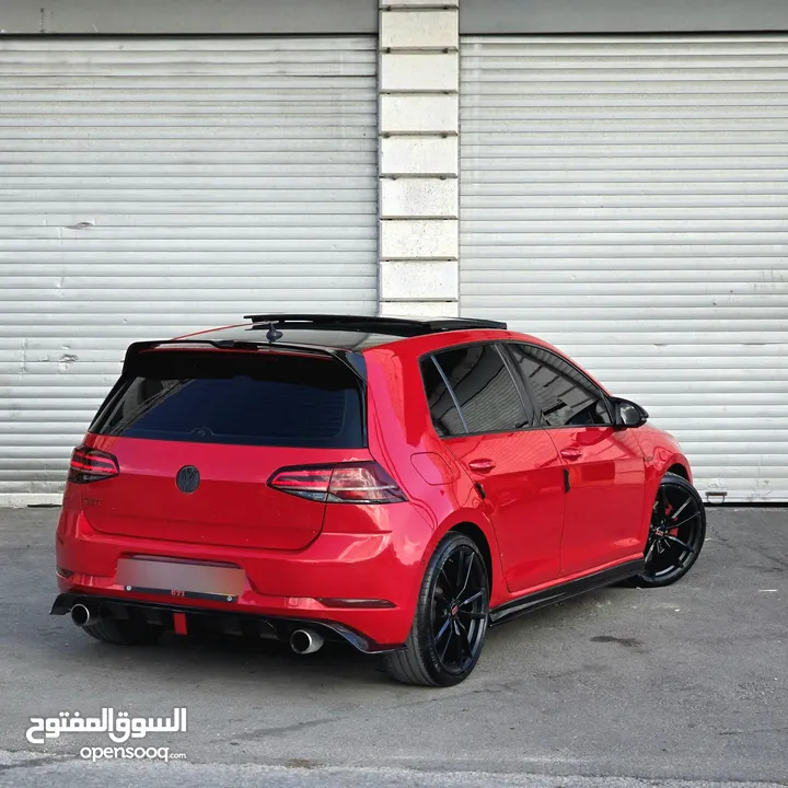 Vw golf gti mk7.5  2000cc  حصان 245