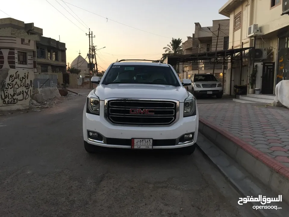 GMC رقم اجره للبيع خطها عمان السياره ماشيه 330k وقابله للزياده