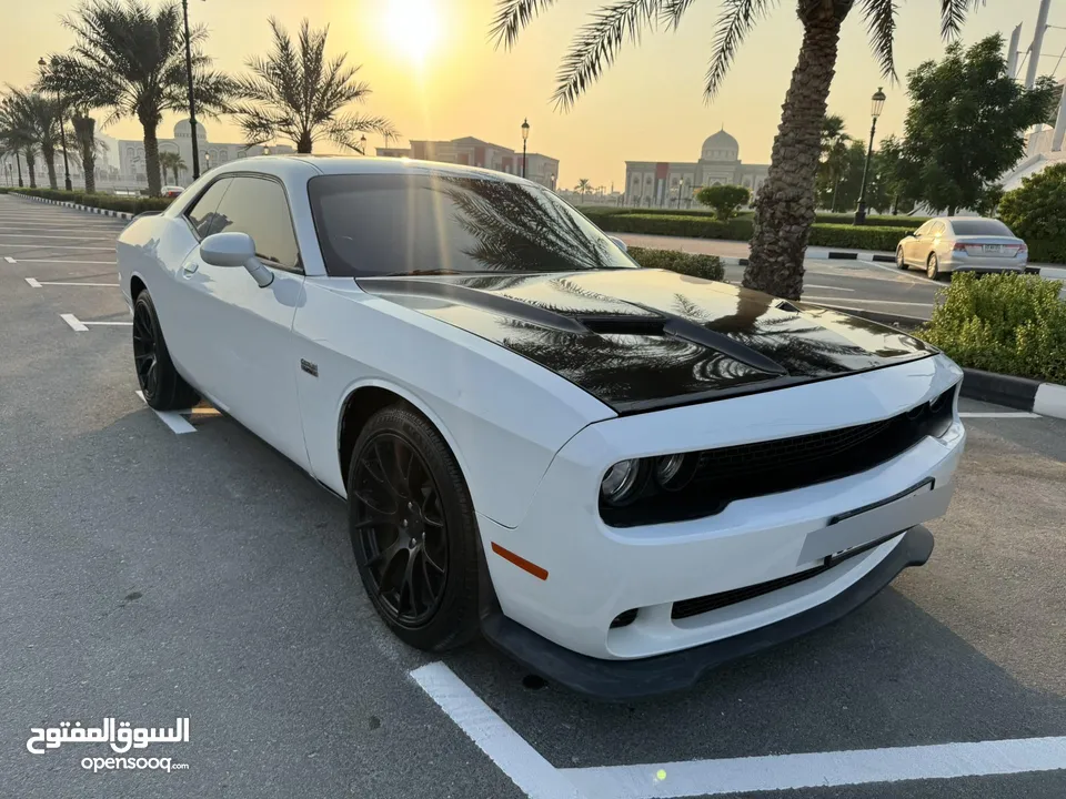 Dodge challenger