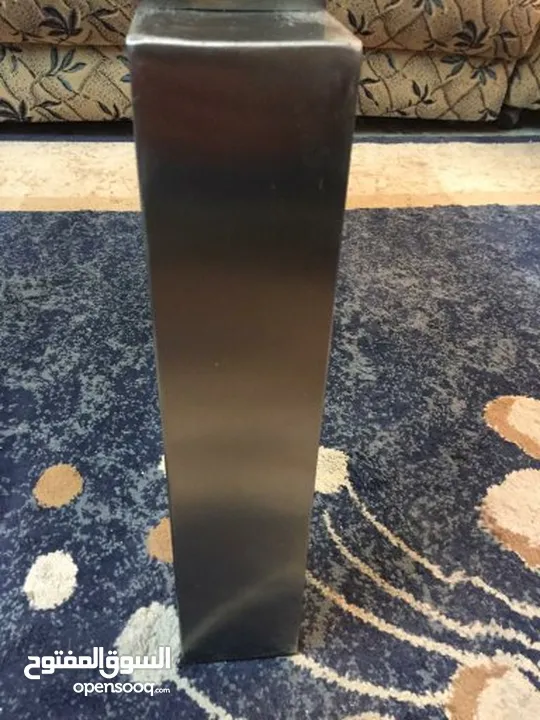 طاوله وسط زجاج( سكريت 10ملم )  وستنالس  دنماركيه
