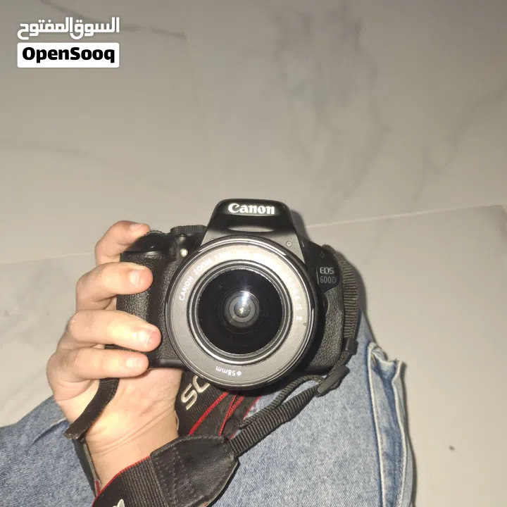 Canon camera used but in new condition كامرا كنون مستعمل لكن في حاله جديده