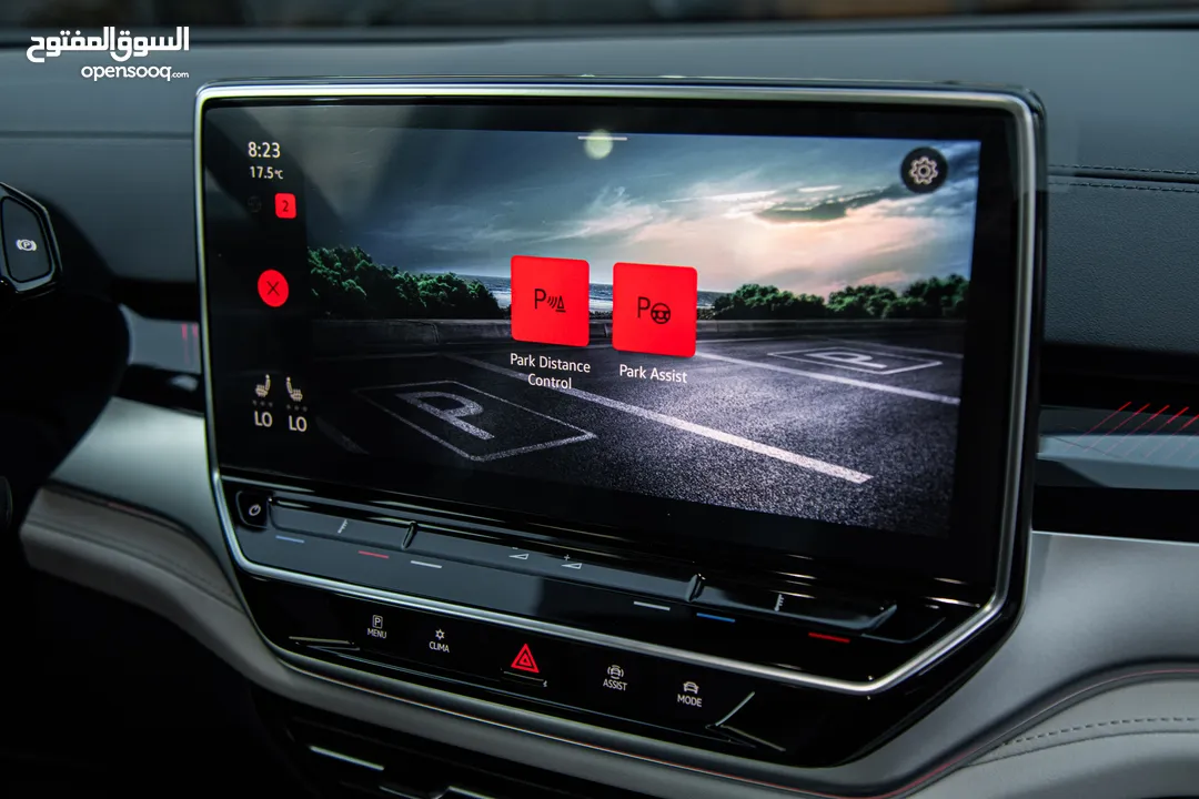 امتلكها الآن بدفعة أولى 3050 دينار من سبيد أوتو  Volkswagen ID6 Crozz Pro 2024