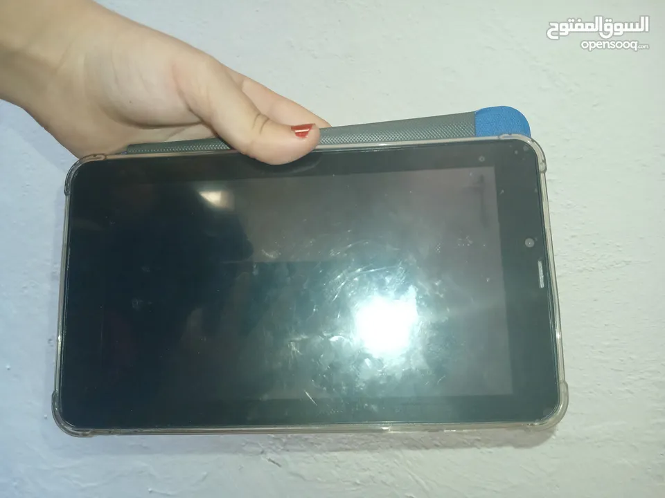 ايباد مستعمل بحالة ممتازه لسنه واحده