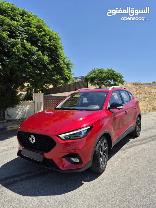 سيارة MG zs trophy مميزة جدآ بحالة الوكالة للبيع  استعمال سيدة  تيربو بنزين  صيانة دائمة بوكالة MG